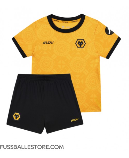 Günstige Wolves Jhon Arias #10 Heimtrikotsatz Kinder 2025-26 Kurzarm (+ Kurze Hosen) Günstige Wolves Jhon Arias #10 Heimtrikotsatz Kinder 2025-26 Kurzarm (+ Kurze Hosen)